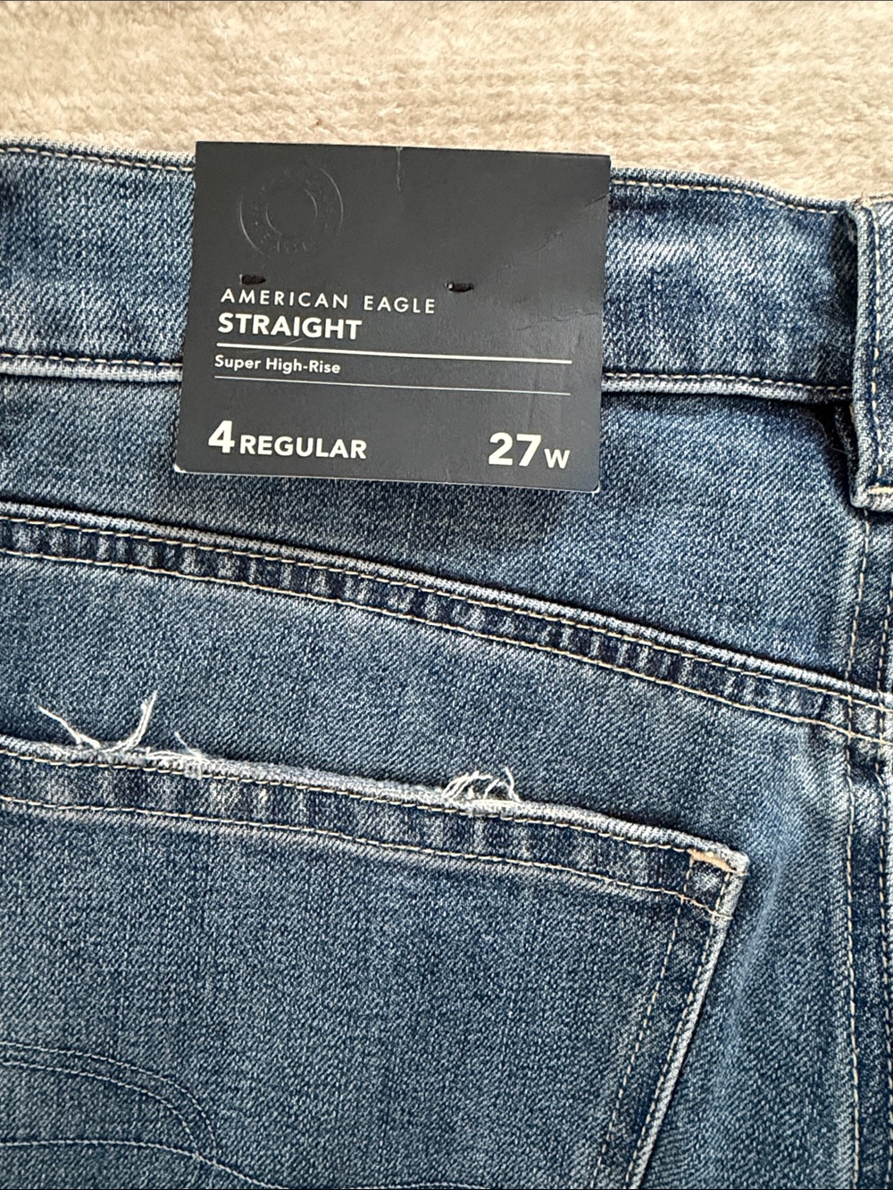 NEW WITH TAGS - American Eagle jeans size 4 Regular Straight - Picture 3 of 7